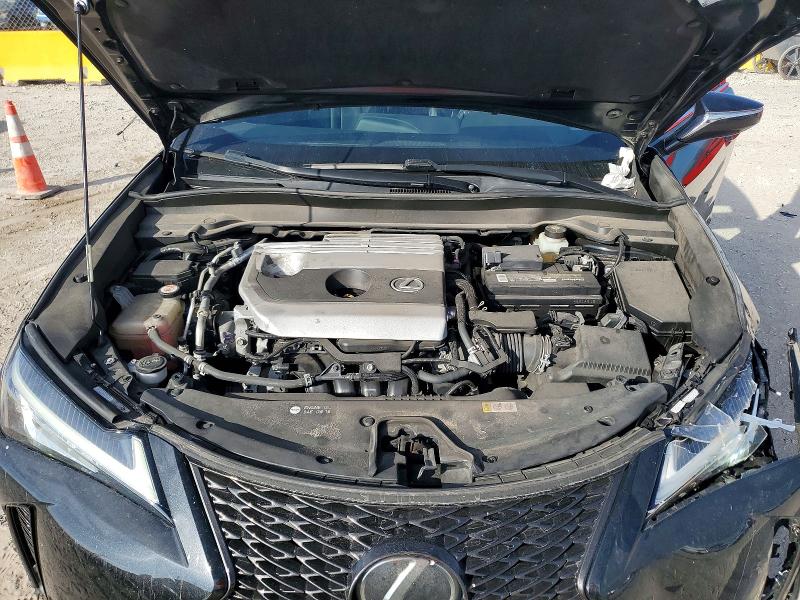 Photo 12 from auction – 2019 LEXUS UX 200 with VIN JTHY3JBH1K2018693