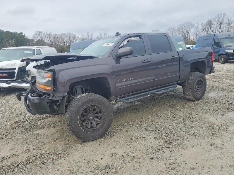 CHEVROLET SILVERADO 2016 with VIN 3GCUKREC7GG129006 - Photo from auction