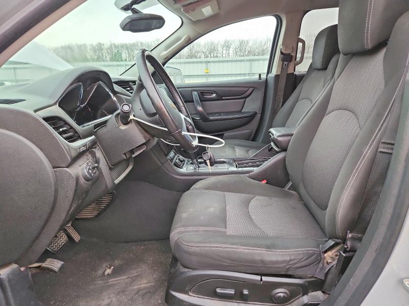 Photo 7 from auction – 2017 CHEVROLET TRAVERSE L with VIN 1GNKRGKD9HJ199246