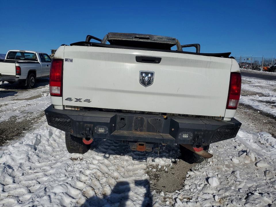 Photo 6 from auction – 2015 RAM 2500 with VIN 3C6TR5CT7FG663549