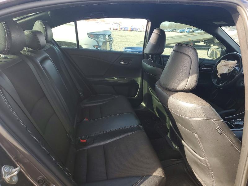 Photo 10 from auction – 2017 HONDA ACCORD with VIN 1HGCR2F55HA199524