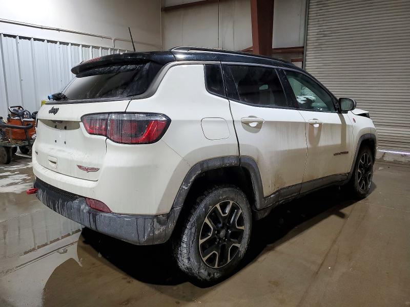 Photo 3 from auction – 2020 JEEP COMPASS with VIN 3C4NJDDB2LT161947