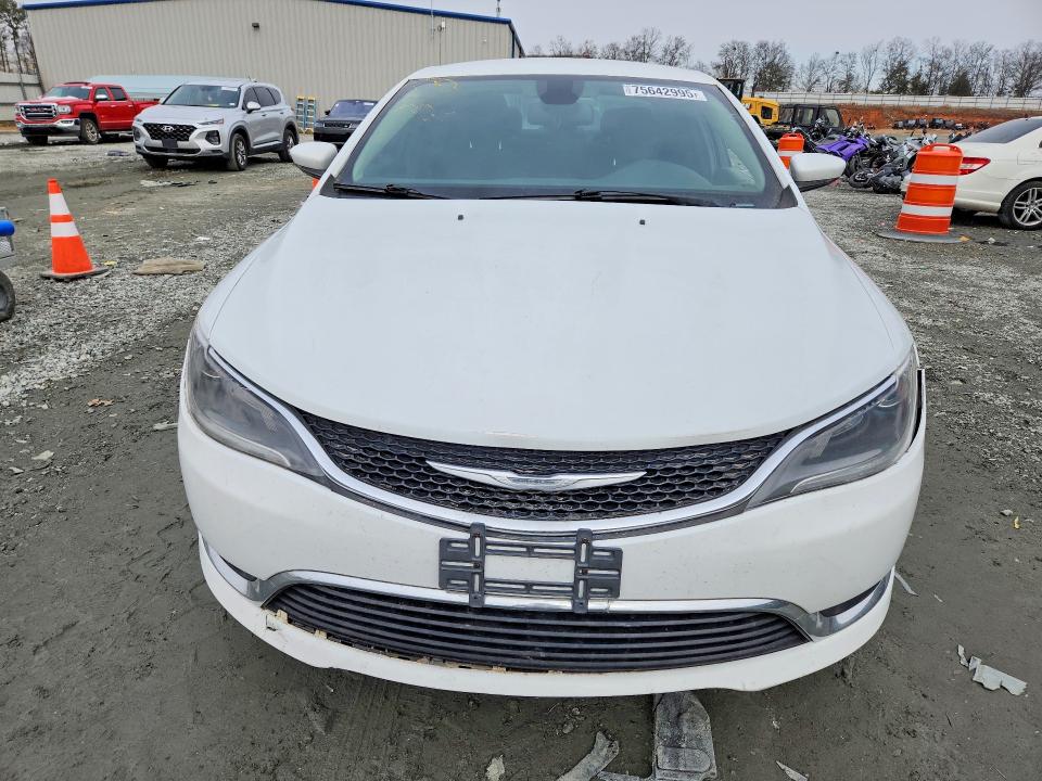 Photo 5 from auction – 2016 CHRYSLER 200 LIMITE with VIN 1C3CCCAB9GN167948
