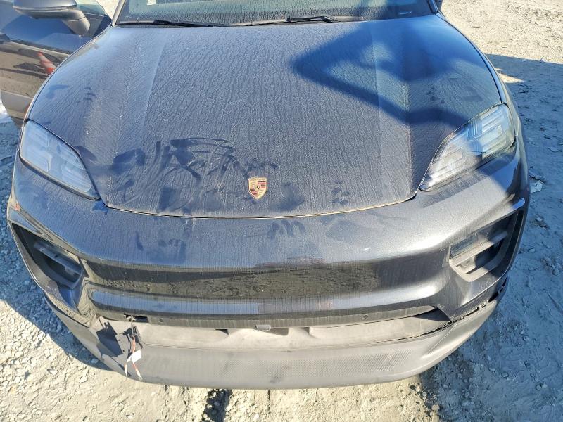 Photo 11 from auction – 2024 PORSCHE MACAN 4 with VIN WP1AA2XAXRL000512