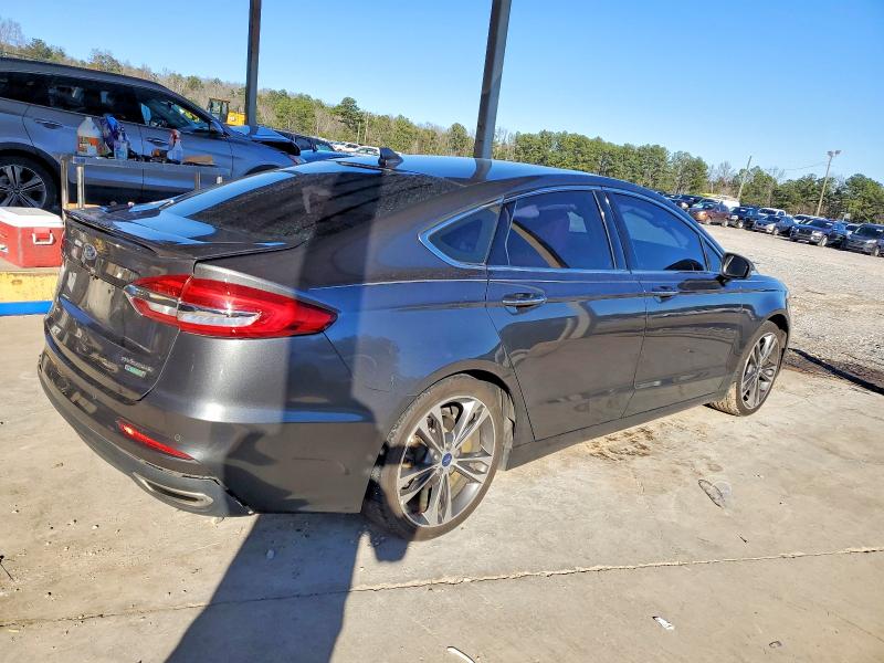 Photo 3 from auction – 2020 FORD FUSION with VIN 3FA6P0K91LR174719