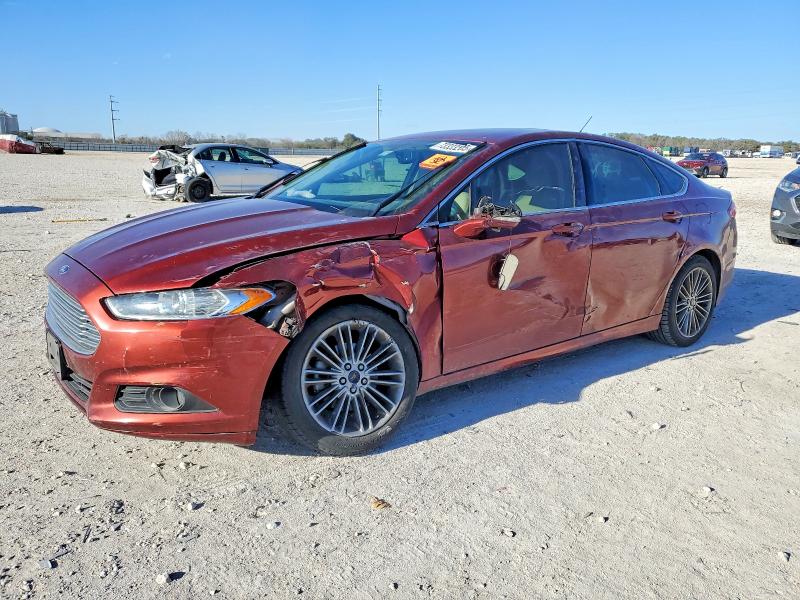 FORD FUSION SE 2014 with VIN 3FA6P0HD1ER254925 - Photo from auction