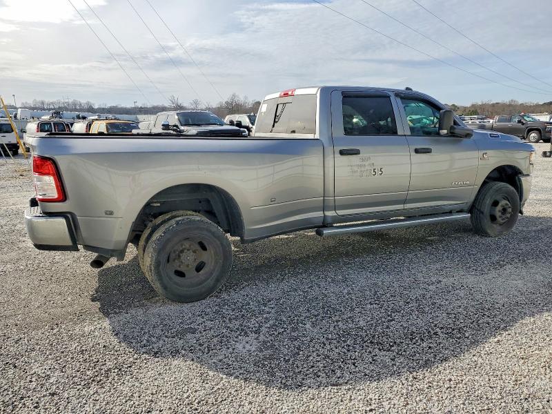 Photo 3 from auction – 2021 RAM 3500 TRADE with VIN 3C63RRGL1MG617505
