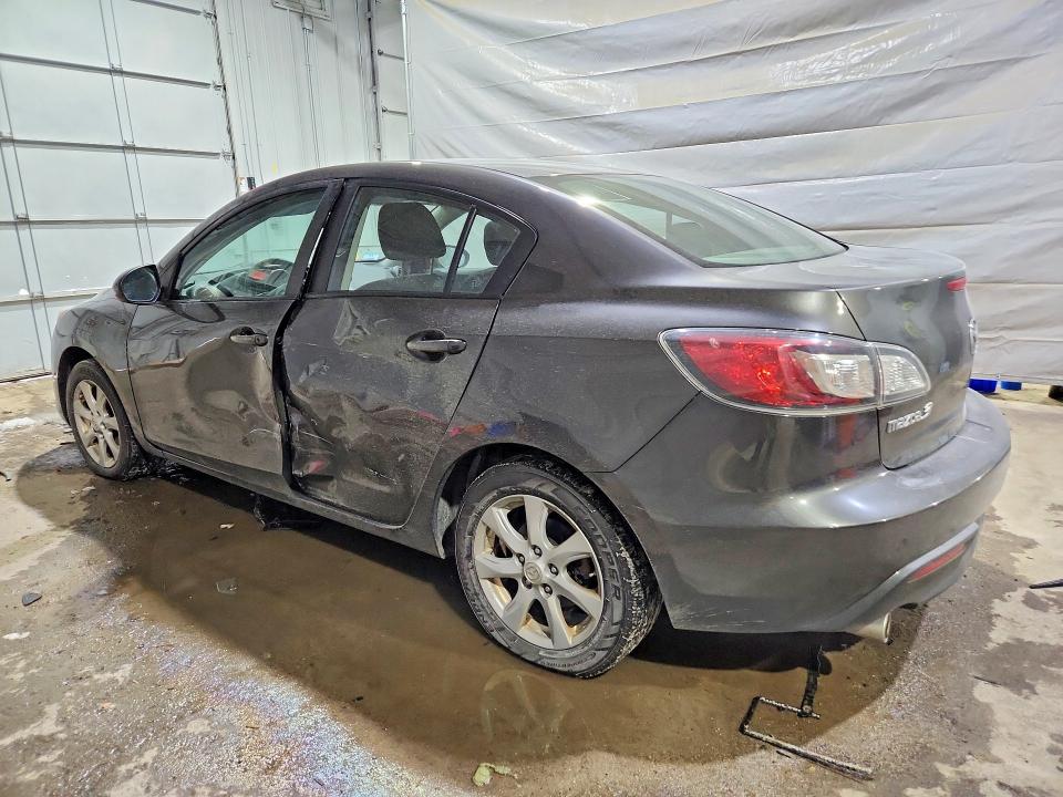 Photo 2 from auction – 2010 MAZDA 3 I with VIN JM1BL1SG6A1279577