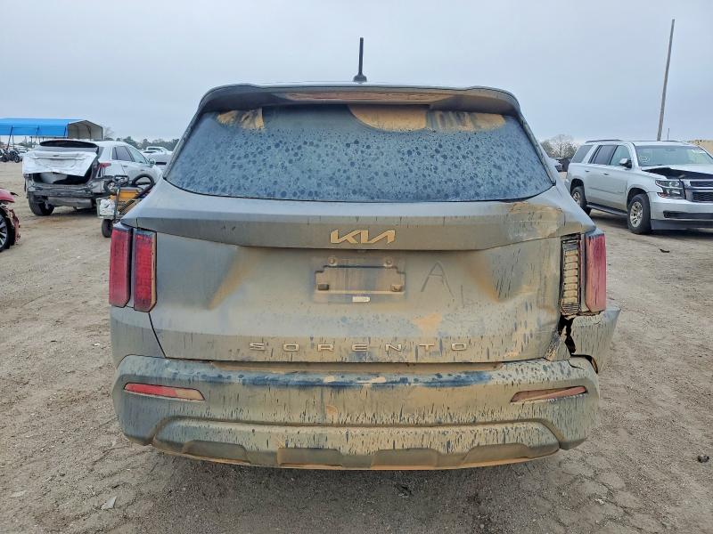 Photo 6 from auction – 2022 KIA SORENTO LX with VIN 5XYRG4LC9NG100244