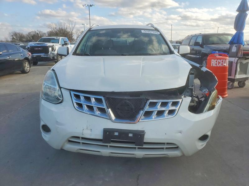 Photo 5 from auction – 2011 NISSAN ROGUE with VIN JN8AS5MT3BW186458