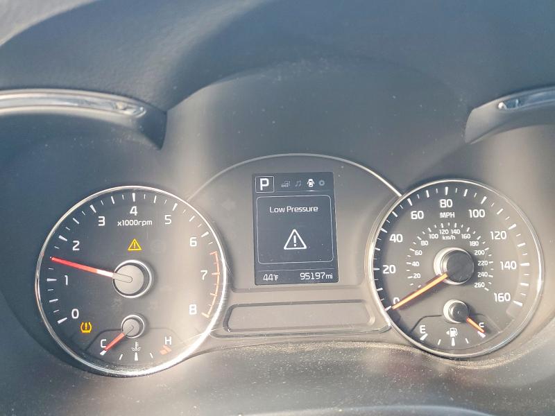 Photo 9 from auction – 2018 KIA FORTE with VIN 3KPFL4A74JE173680