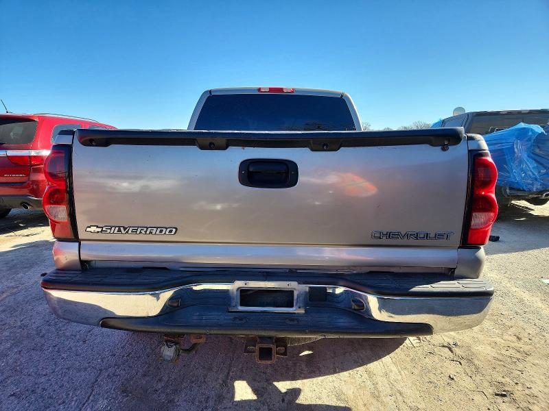Photo 6 from auction – 2003 CHEVROLET SILVERADO with VIN 2GCEK19TX31134543
