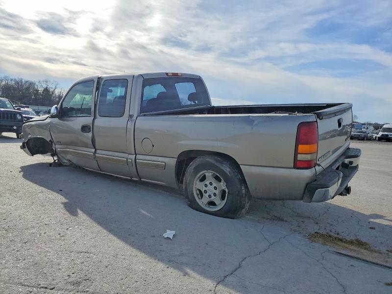 Photo 2 from auction – 2002 CHEVROLET SILVERADO with VIN 2GCEC19T221183621