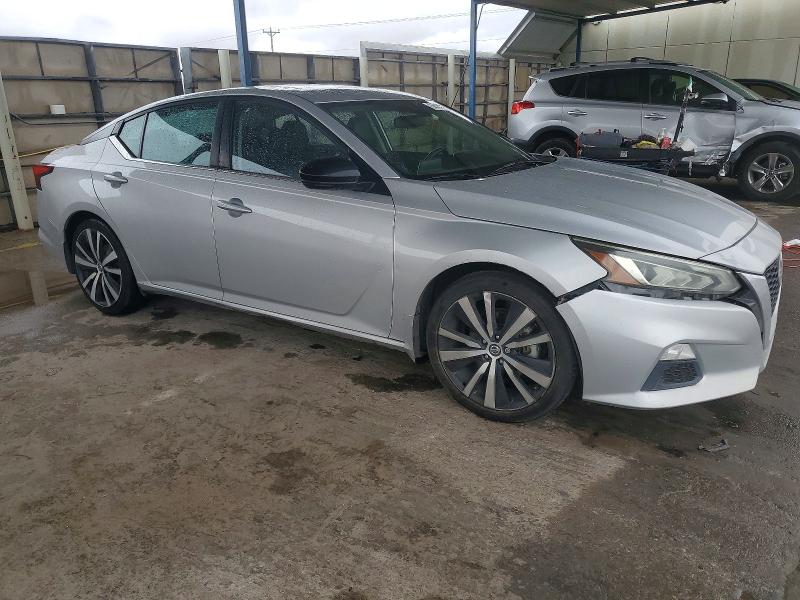 Photo 4 from auction – 2020 NISSAN ALTIMA with VIN 1N4BL4CV7LC220744