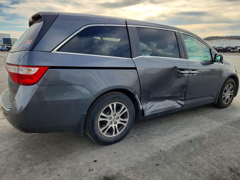 Photo 3 from auction – 2013 HONDA ODYSSEY with VIN 5FNRL5H69DB002518