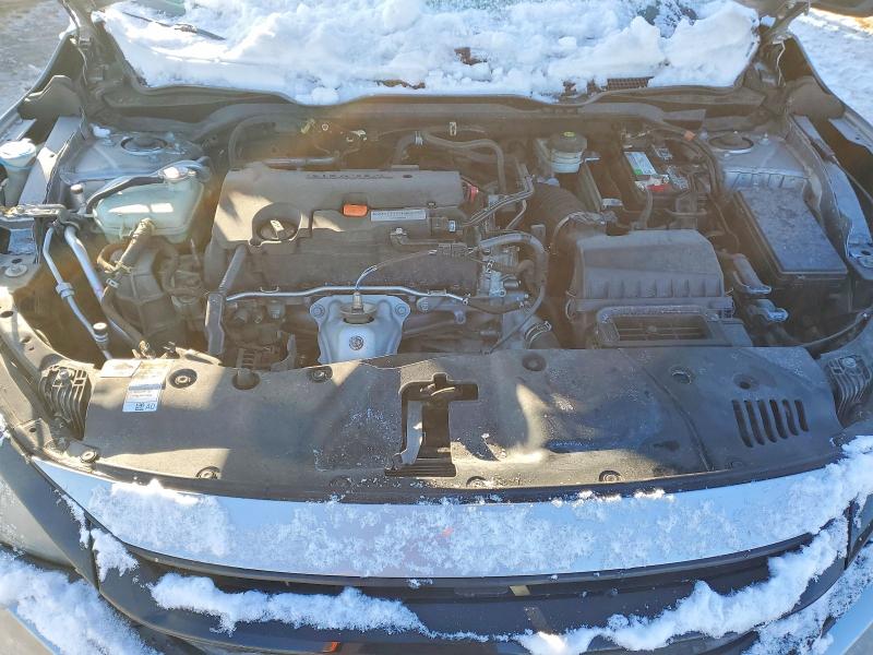 Photo 11 from auction – 2019 HONDA CIVIC LX with VIN 19XFC2F62KE037635