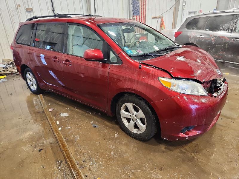 Photo 4 from auction – 2012 TOYOTA SIENNA LE with VIN 5TDKK3DC1CS222931