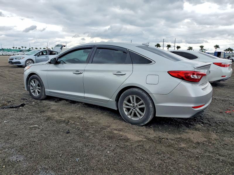 Photo 2 from auction – 2017 HYUNDAI SONATA SE with VIN 5NPE24AF2HH490384