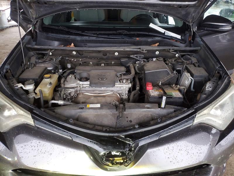 Photo 11 from auction – 2016 TOYOTA RAV4 XLE with VIN 2T3WFREV4GW262854