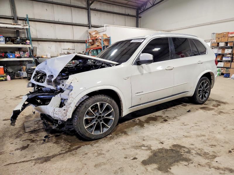 BMW X5 XDRIVE3 2013 with VIN 5UXZV4C55D0B00464 - Photo from auction