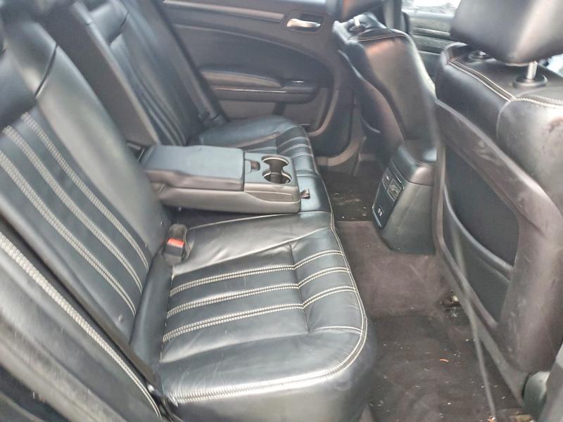 Photo 10 from auction – 2016 CHRYSLER 300 S with VIN 2C3CCAGG4GH298723