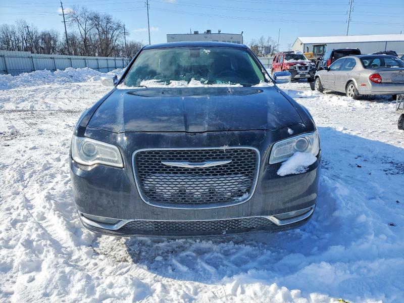 Photo 5 from auction – 2016 CHRYSLER 300C with VIN 2C3CCAKG3GH314126