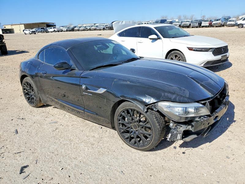 Photo 4 from auction – 2016 BMW Z4 SDRIVE3 with VIN WBALM7C56G5B59863