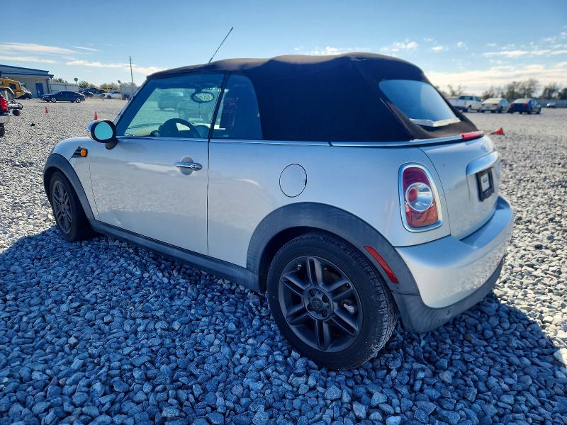 Photo 2 from auction – 2011 MINI COOPER with VIN WMWZN3C50BT132837