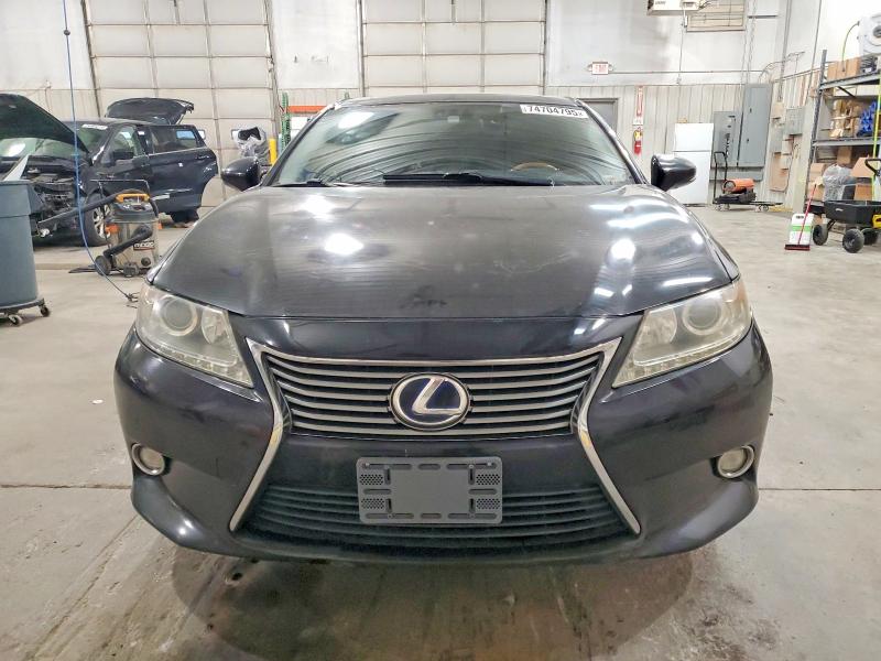 Photo 5 from auction – 2014 LEXUS ES 300H with VIN JTHBW1GG1E2061660