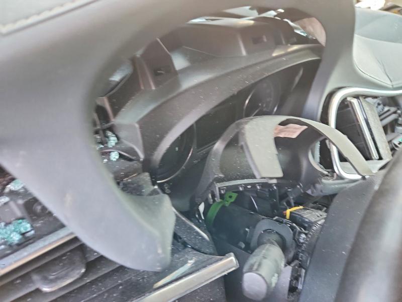 Photo 9 from auction – 2019 BUICK ENCLAVE with VIN 5GAERBKWXKJ273549