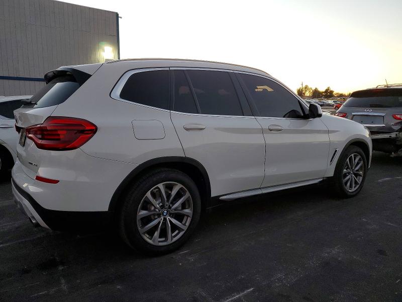 Photo 3 from auction – 2019 BMW X3 with VIN 5UXTR7C57KLF32769