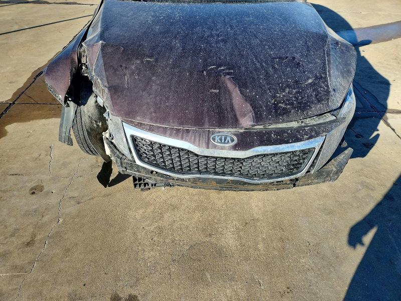 Photo 11 from auction – 2011 KIA OPTIMA LX with VIN KNAGM4A78B5161379