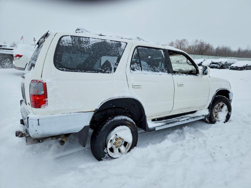 Photo 3 from auction – 1998 TOYOTA 4RUNNER SR with VIN JT3GN86R0W0077386