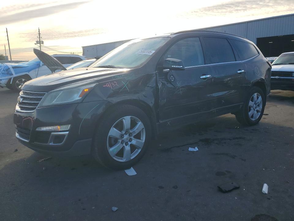 CHEVROLET TRAVERSE 2016 with VIN 1GNKRGKD8GJ268832 - Photo from auction