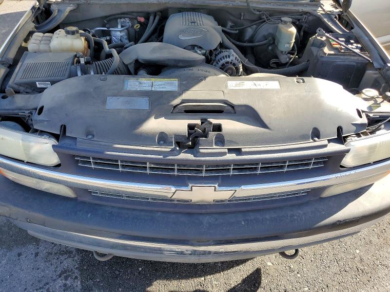 Photo 11 from auction – 2001 CHEVROLET SILVERADO with VIN 1GCEK19T91E112657