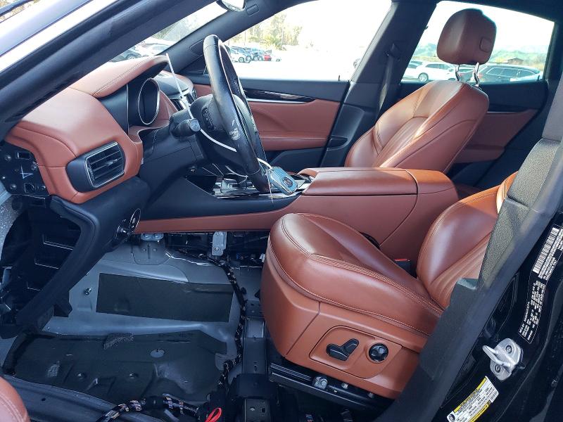 Photo 7 from auction – 2018 MASERATI LEVANTE with VIN ZN661XULXJX304349