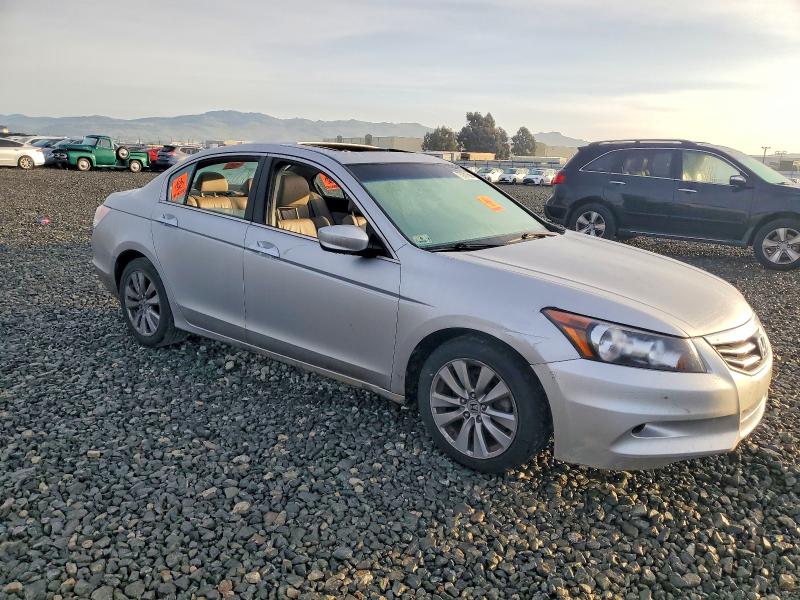 Zdjęcie 4 z aukcji – 2012 HONDA ACCORD EXL z VIN 1HGCP3F80CA019980