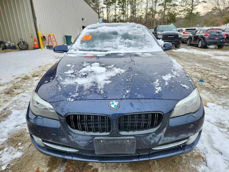 Photo 5 from auction – 2011 BMW 550 XI with VIN WBAFU9C56BC783785