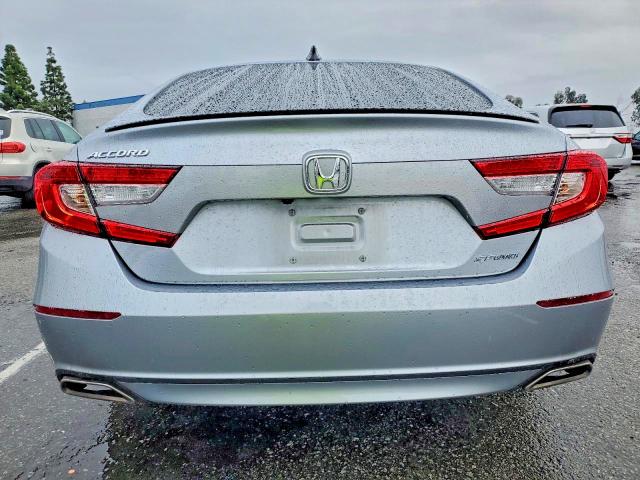 Photo 6 from auction – 2022 HONDA ACCORD with VIN 1HGCV1F35NA001038