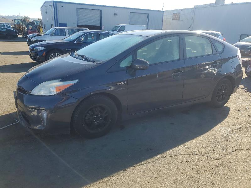 TOYOTA PRIUS 2014 with VIN JTDKN3DUXE0362532 - Photo from auction
