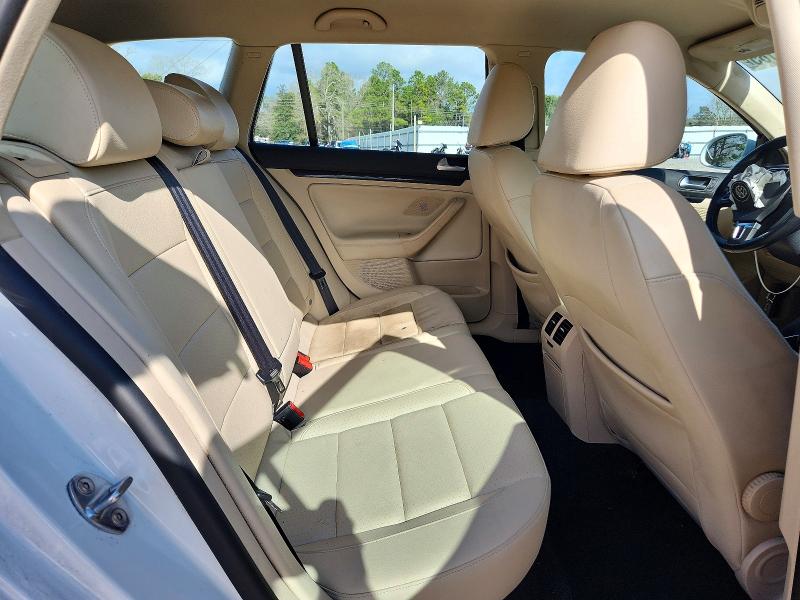 Photo 11 from auction – 2014 VOLKSWAGEN JETTA TDI with VIN 3VWML7AJ6EM618630