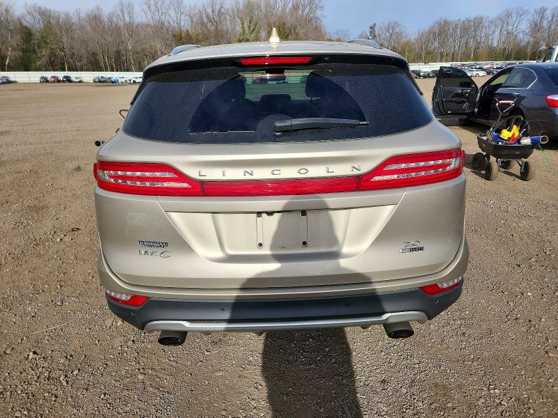 Photo 6 from auction – 2015 LINCOLN MKC with VIN 5LMCJ1A99FUJ23058