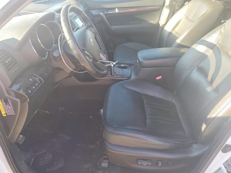 Photo 7 from auction – 2013 KIA SORENTO SX with VIN 5XYKWDA24DG407981