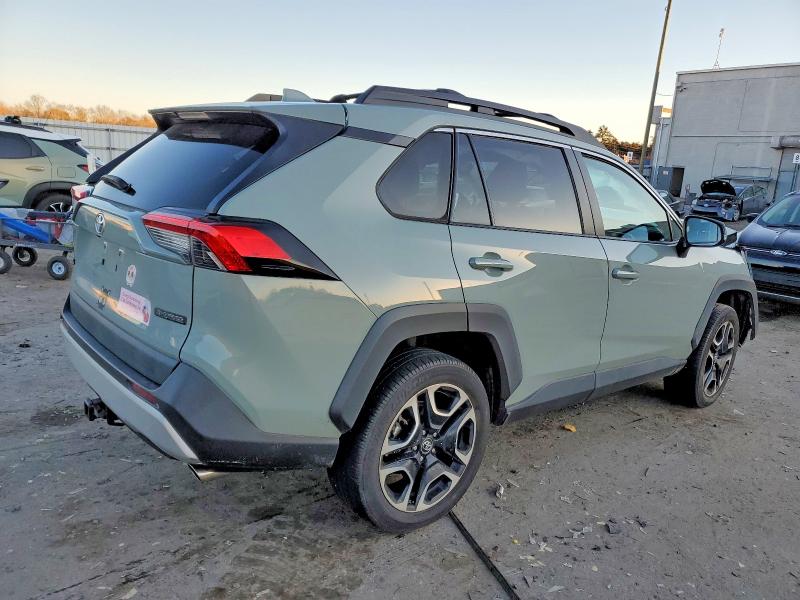 Photo 3 from auction – 2019 TOYOTA RAV4 ADVEN with VIN 2T3J1RFV7KW005221