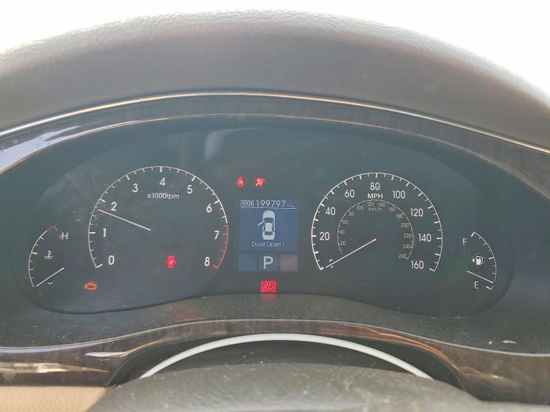 Photo 9 from auction – 2011 HYUNDAI GENESIS 3. with VIN KMHGC4DEXBU136128