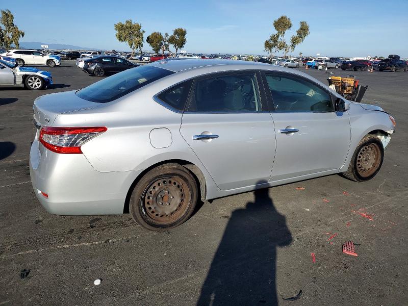 Photo 3 from auction – 2015 NISSAN SENTRA with VIN 3N1AB7AP2FL663846