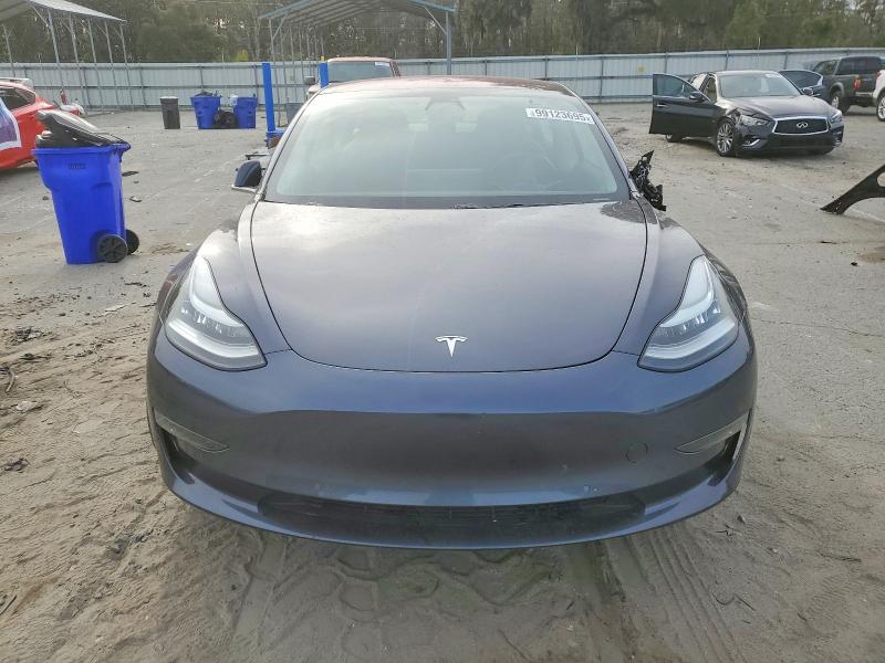 Photo 5 from auction – 2018 TESLA MODEL 3 with VIN 5YJ3E1EA3JF034555