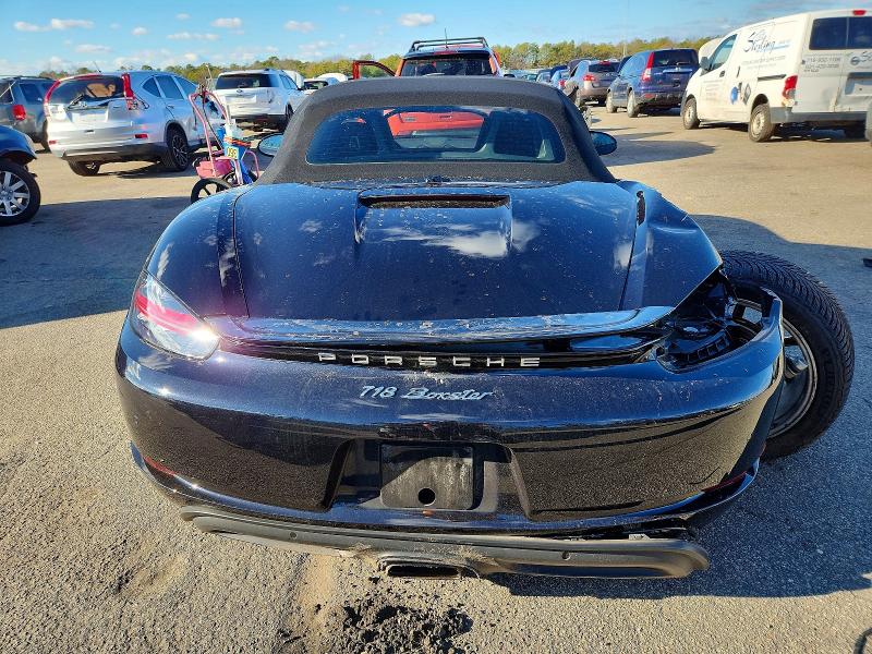 Photo 6 from auction – 2021 PORSCHE BOXSTER BA with VIN WP0CA2A89MS210729