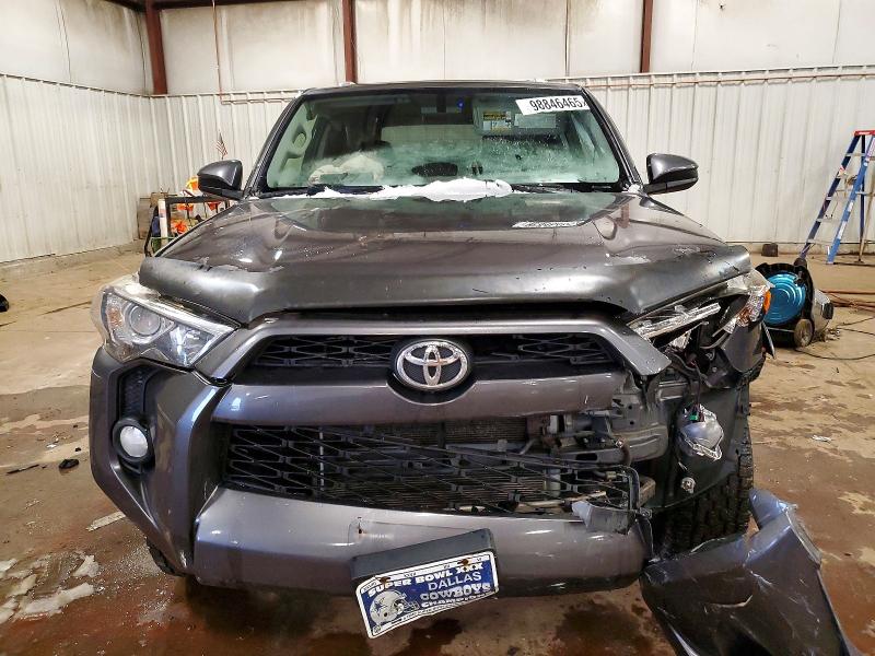 Photo 5 from auction – 2016 TOYOTA 4RUNNER with VIN JTEBU5JR2G5328536