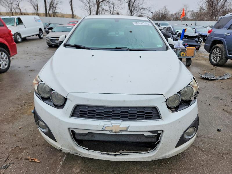 Photo 5 from auction – 2015 CHEVROLET SONIC with VIN 1G1JE6SB9F4193900